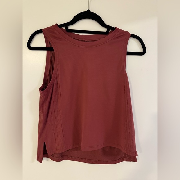 lululemon athletica Tops - Lululemon train to be top